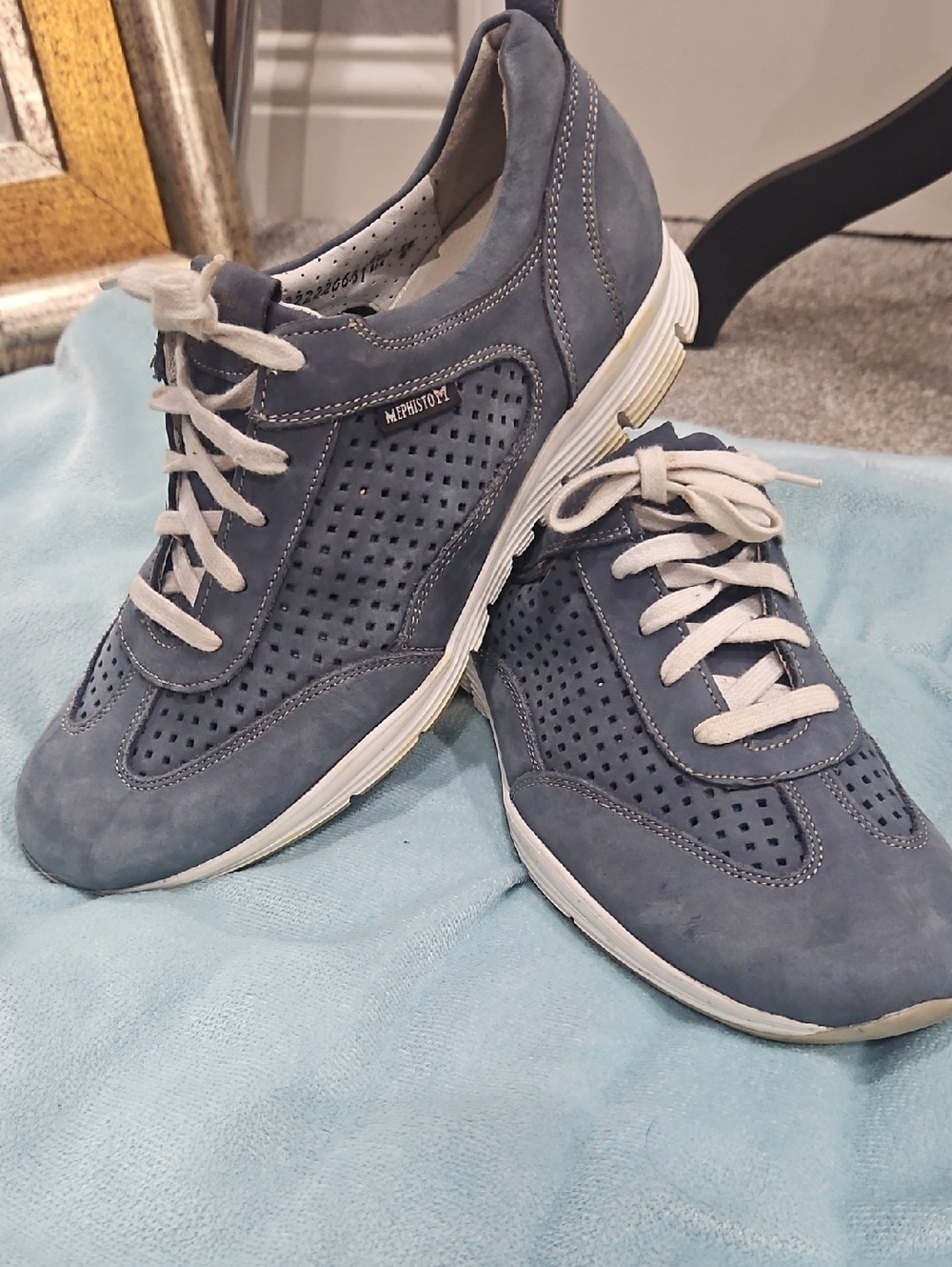 Mephisto Men’s Slate Blue Perforated Lace-Up Sneakers